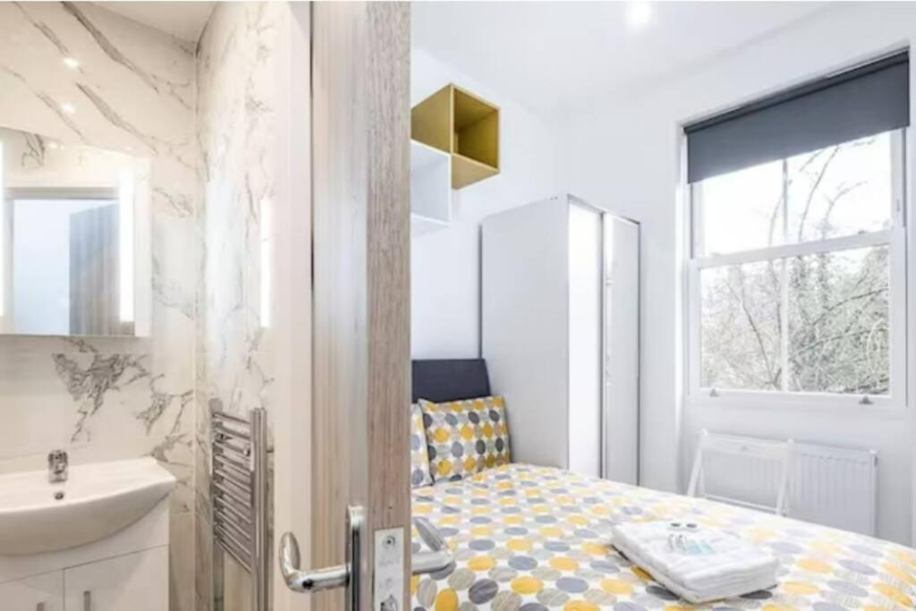 Great Location Service And Stay Double Ensuite Room With Shared Kitchen- 5Mins Walk From Tufnell Park Λονδίνο Εξωτερικό φωτογραφία
