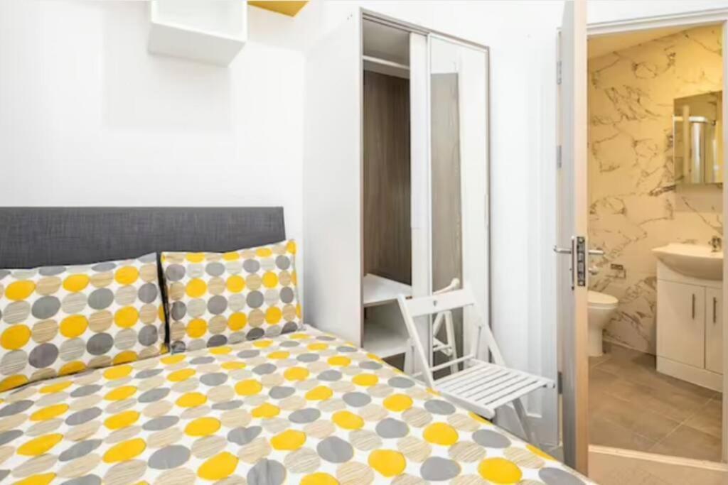 Great Location Service And Stay Double Ensuite Room With Shared Kitchen- 5Mins Walk From Tufnell Park Λονδίνο Εξωτερικό φωτογραφία